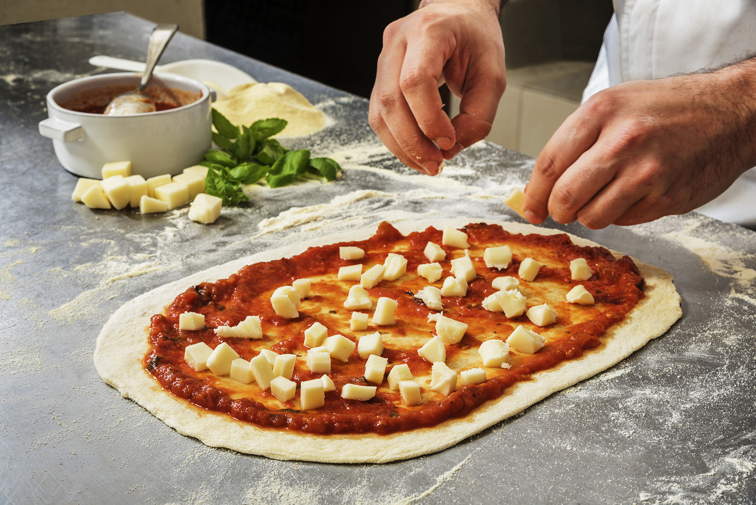 difference between hand tossed and handmade pan dominos