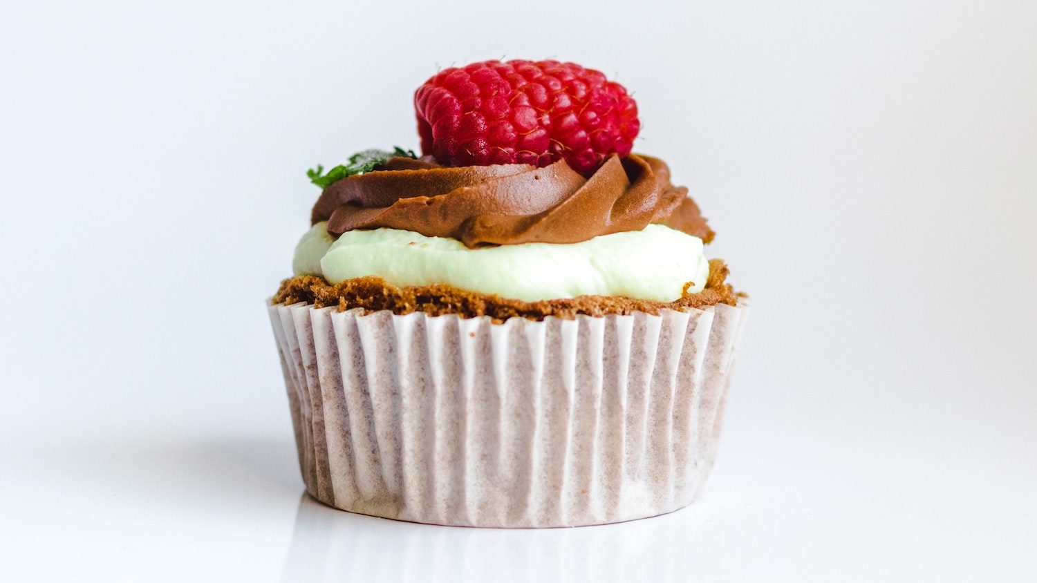 An image of a cupcake to show a different type of cake.