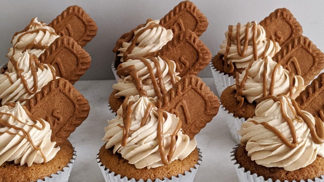 Nut-free Biscoff cupcakes